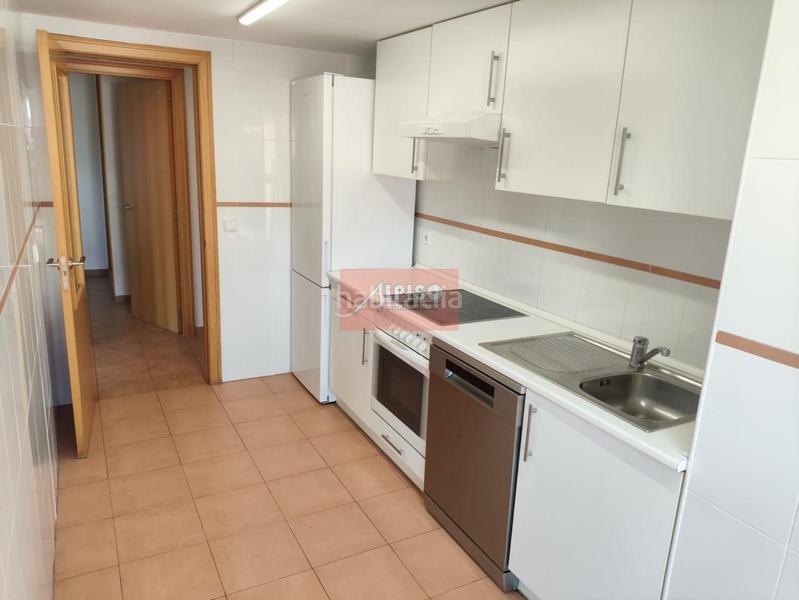 Foto 62b69a33-e6be-4180-b63f-985c0bc90f59. Alquiler piso en Barrocanes Ourense