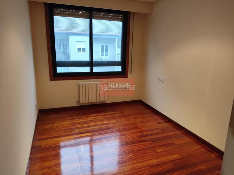 Foto 8f7f5508-d966-49d2-af2e-66ddf9a35f53. Lloguer apartament amb calefacció aparcament a Vistahermosa Ourense