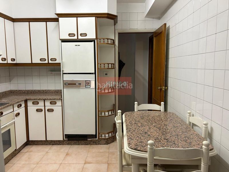 Foto 14bcf257-4b3c-48a1-b130-8a32f32520a0. Piso en Centro Ourense