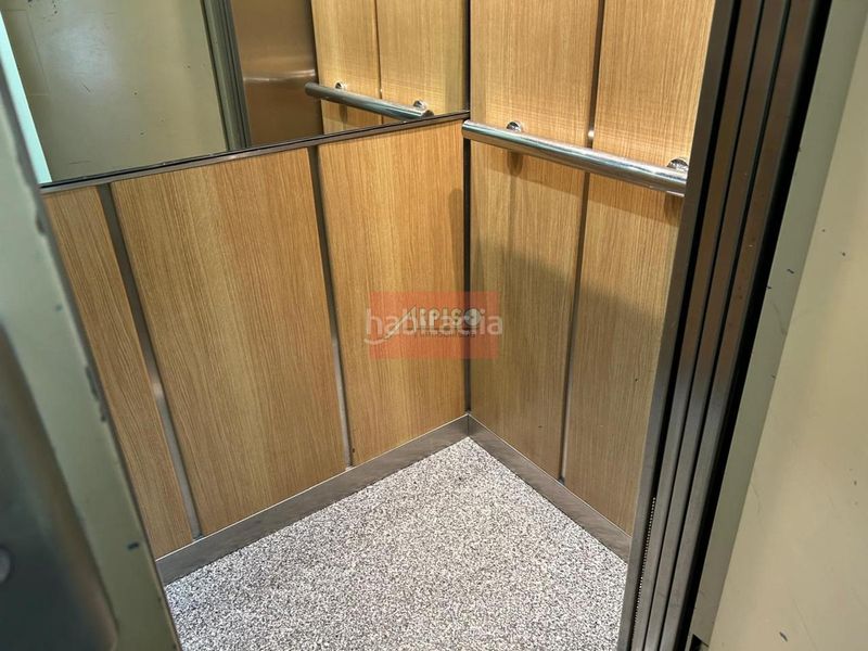 Foto 5552d13a-40db-4b46-8d78-744bcc1cdb9c. Piso en Centro Ourense