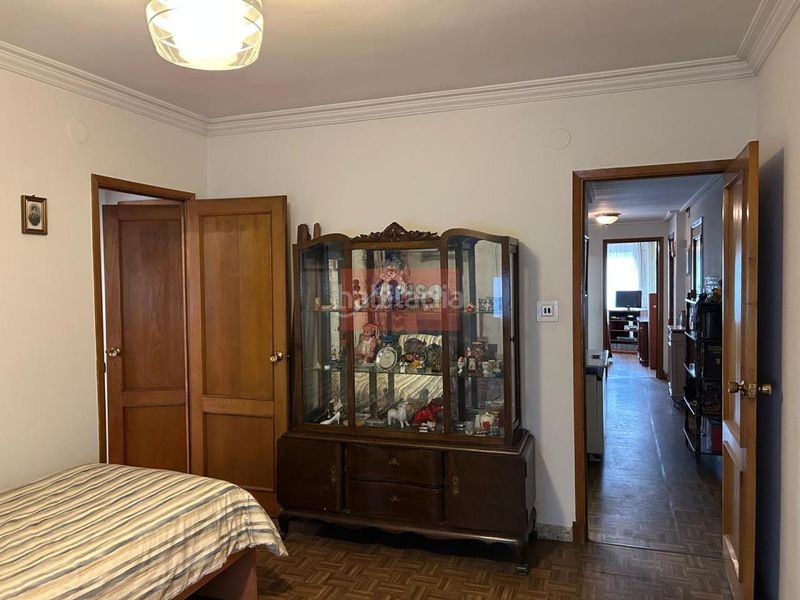 Foto 633b2e36-1cec-4d76-9465-e336297fd5ed. Piso en Centro Ourense