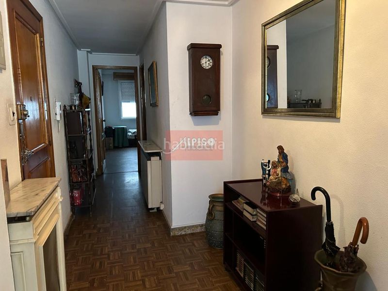 Foto ab58d58a-f268-4428-aef4-dbb619d3eb29. Piso en Centro Ourense