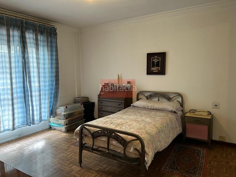 Foto e0c88613-cfbd-4d28-b183-679cceb793cd. Piso en Centro Ourense