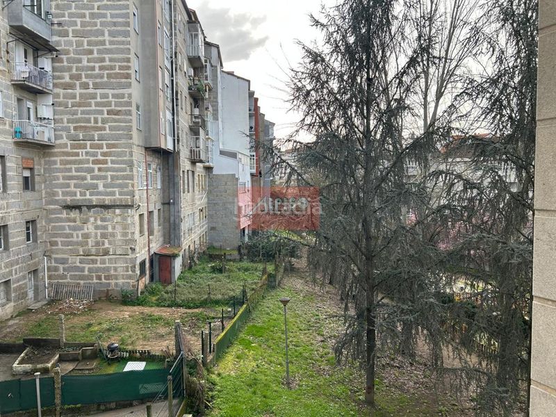 Foto 3c25f066-4bae-45da-a3d1-b2829325cb8d. Apartament amb calefacció aparcament a Universidad Ourense