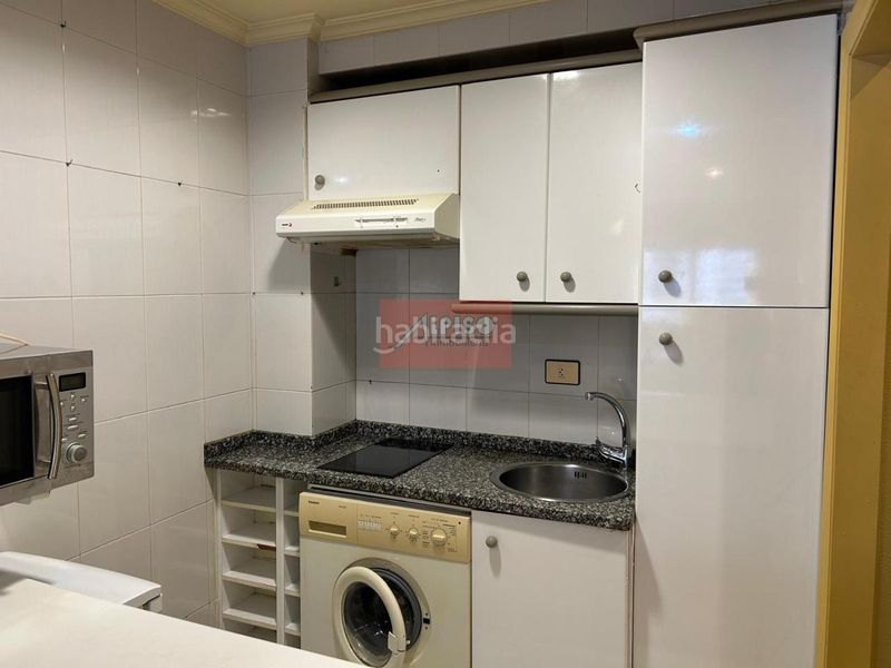 Foto 5f1c5c73-5599-4d94-86fb-58124736c3be. Apartament amb calefacció aparcament a Universidad Ourense