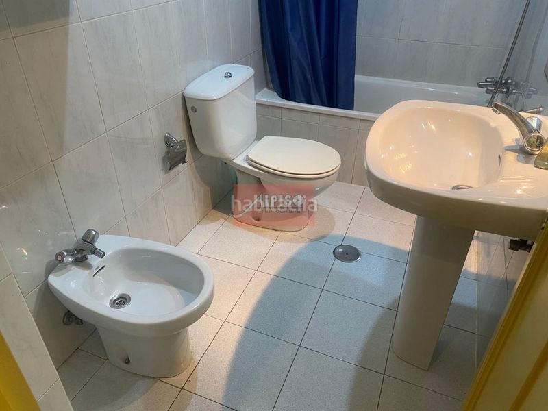 Foto 9a84d3ff-2715-4424-aaaf-5cc08643ab31. Apartament amb calefacció aparcament a Universidad Ourense