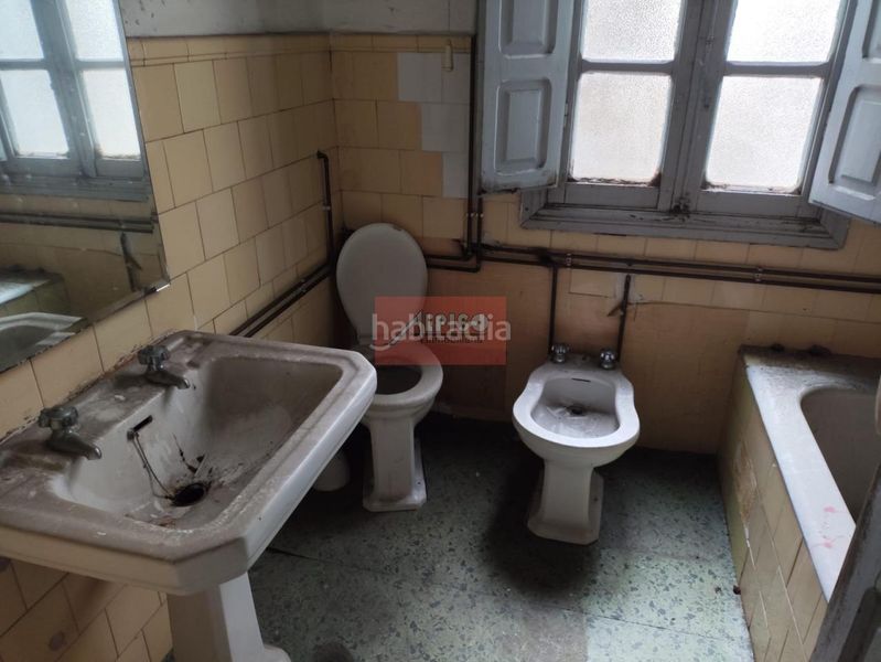 Foto aa7a77a6-e7bd-403b-838b-b73fd570df17. Edifici a Casco Viejo Ourense