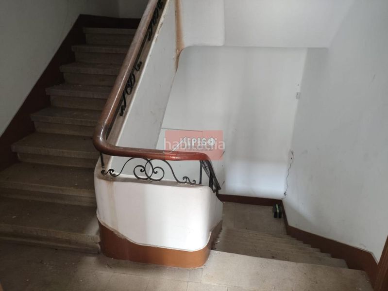 Foto b60cd2c4-4297-4075-9e4b-256318d931a4. Edifici a Casco Viejo Ourense
