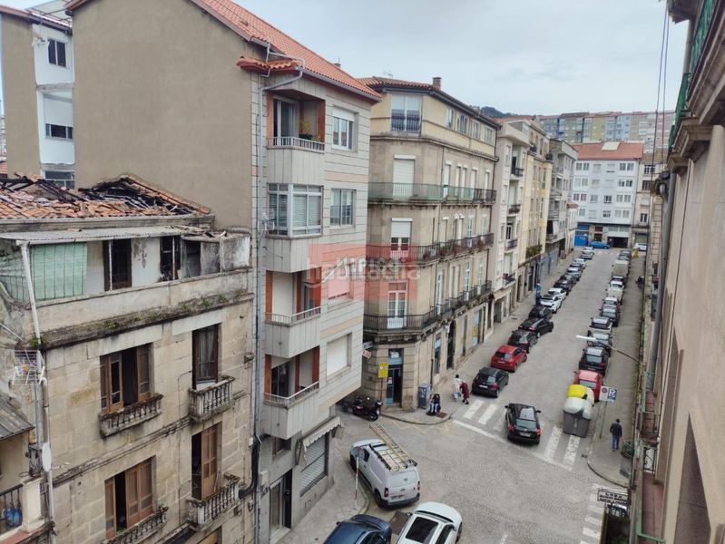 Foto cb8c2b37-e987-4235-8e46-9f96bdec4ad7. Edifici a Casco Viejo Ourense