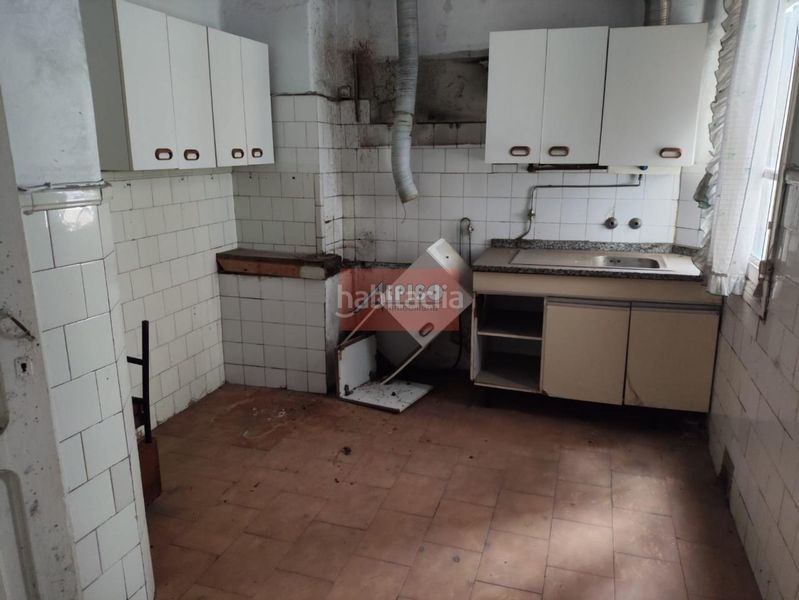 Foto e6cd13b7-b1be-4ace-83e8-79dc85a36f13. Edifici a Casco Viejo Ourense