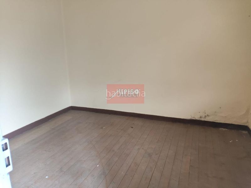 Foto ec503066-2606-4adf-a4ff-8b128ad12069. Edifici a Casco Viejo Ourense