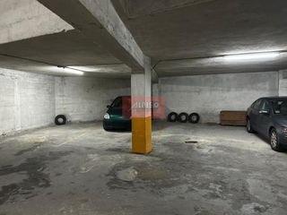 Aparcament cotxe a Camiño Caneiro