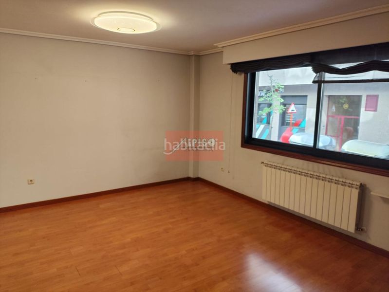 Foto 1d54fe0e-9dc6-43d6-aa15-dfb608559d73. Apartament amb calefacció a Ventiun Ourense