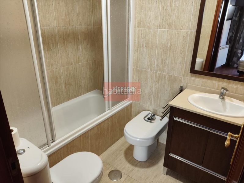 Foto c3de729a-e67a-478f-b3b1-6e66412180a4. Apartament amb calefacció a Ventiun Ourense