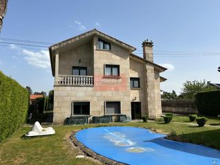 Chalet à San Cibrao das Viñas