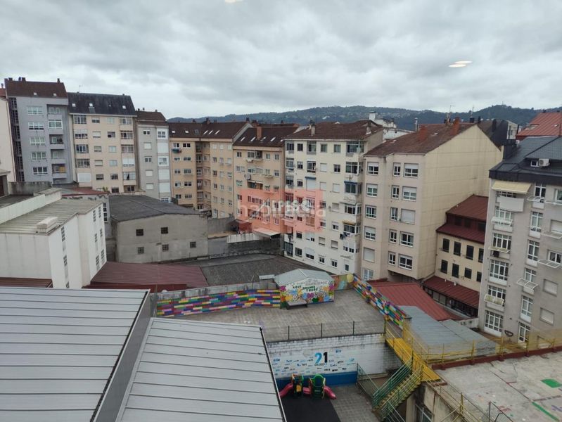 Foto 360f983d-d460-4d07-8cfe-4000cc96a859. Apartamento en Centro Ourense