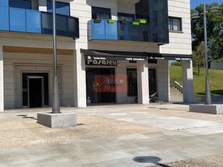 Lloguer Local Comercial a As Lagoas