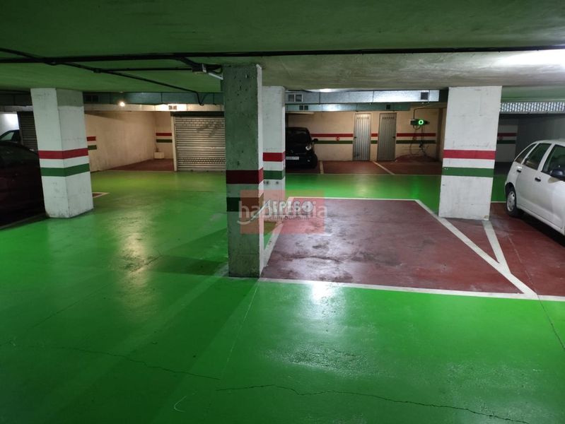 Foto bb1bf855-a659-4cc4-87ce-9c1b24f33d7a. Aparcament cotxe a Centro Ourense