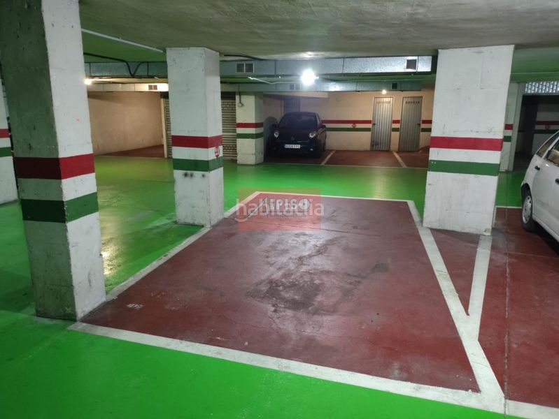Foto f8b0c88f-6cd7-4c7c-8749-14870a28d4f9. Aparcament cotxe a Centro Ourense