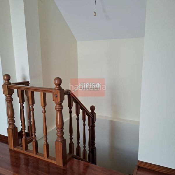 Foto 2087ca47-056a-4cdf-93eb-0a8410eea852. Dúplex amb calefacció aparcament a Vistahermosa Ourense