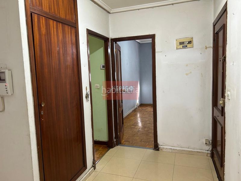 Foto a922e9c6-d420-45f4-b5c9-b2cb324aabf8. Pis amb calefacció aparcament a Posío Ourense