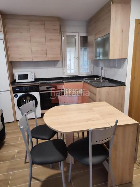 Foto 5abc4bb2-9913-4f08-b772-6d2b4fb38d8c. Casa a schiera con riscaldamento parcheggio in Universidad Ourense