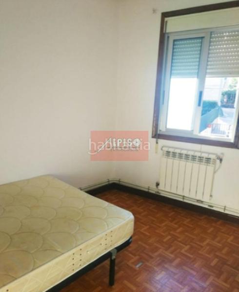 Foto 2a963f97-2798-4e00-9121-ba28a8e82932. Casa adossada amb calefacció aparcament a Universidad Ourense