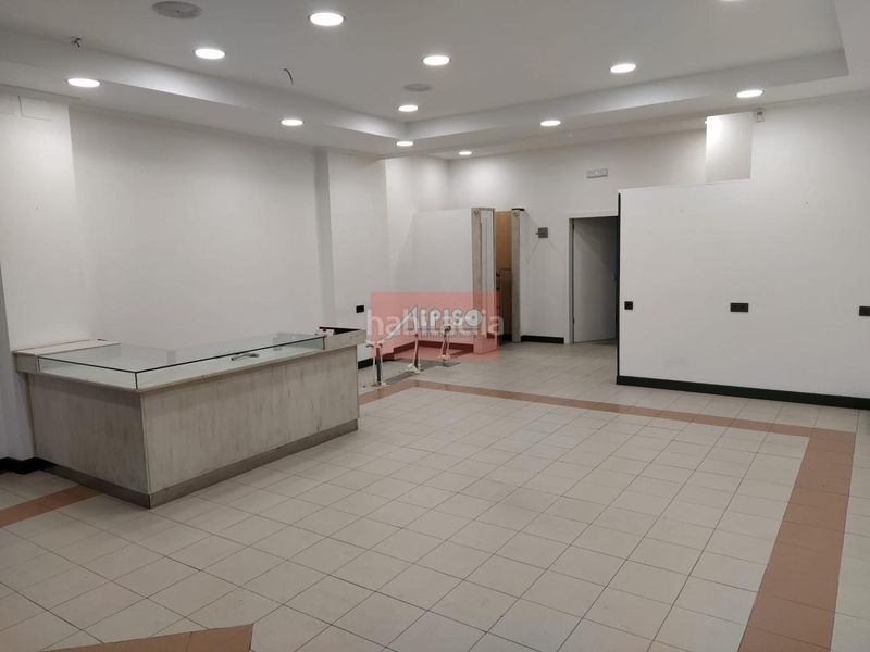 Foto 1e0569c2-b684-4b27-bde8-4b7d93e1d444. Local comercial a Centro Ourense