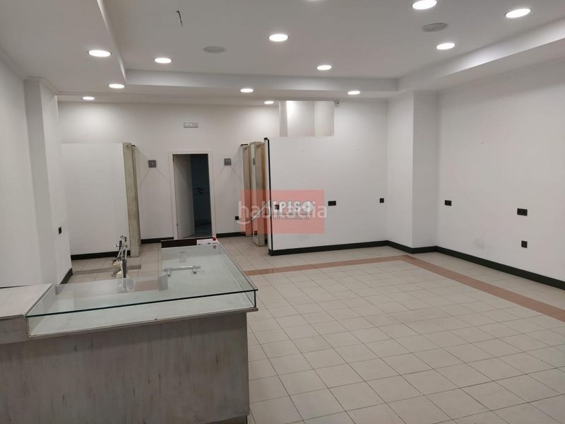 Foto 8af81218-647f-410a-93e2-c2f3f48492bb. Local comercial a Centro Ourense