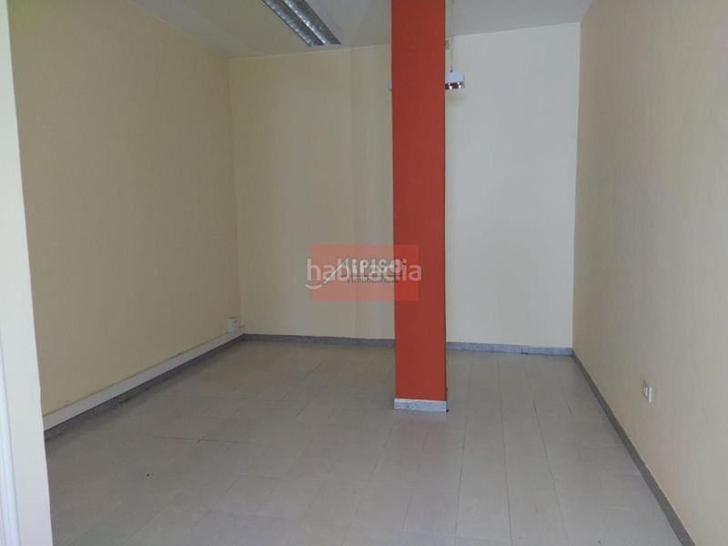 Foto fc719928-29b4-46cf-b2ba-3ca75ce14823. Local comercial a Couto Ourense