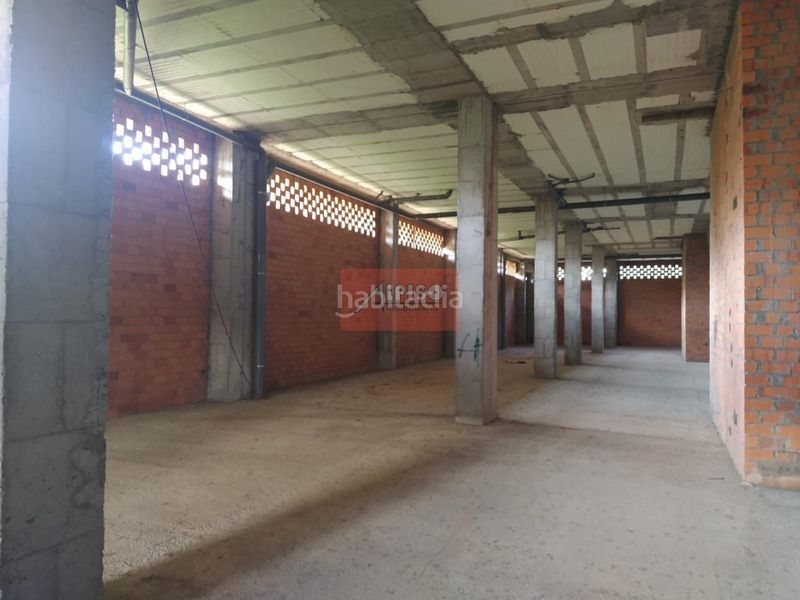 Foto ae4dbccc-9b74-4dee-9b5b-fa1bf01a125a. Lloguer local comercial a Barbadás