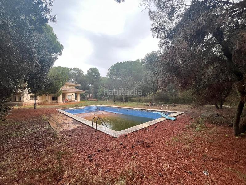 Foto e6736352-85c8-4163-8e98-2784226e8f8b. Xalet amb xemeneia calefacció aparcament piscina a Albacete