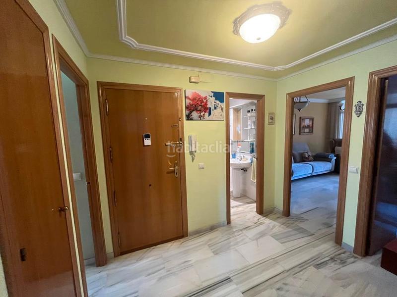 Foto 45ea4406-0e50-4a0c-8fbb-32510263832a. Apartament amb calefacció aparcament piscina a Levante Alto Benidorm