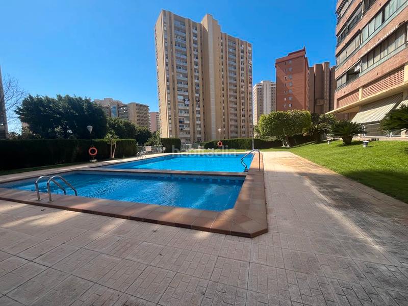 Foto 93a102c1-4115-4315-abca-6e74b85bdec3. Apartament amb calefacció aparcament piscina a Levante Alto Benidorm