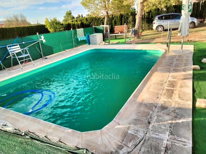 Foto 0658829e-f7d6-49c4-a88c-df50995434d2. Chalet parcela con dos viviendas unifamiliares en Motilleja