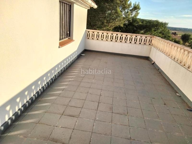 Foto 65d1f1e2-9afa-430a-86e2-8f90739681f5. Chalet parcela con dos viviendas unifamiliares en Motilleja