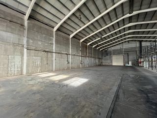 Miete Fabrikhalle in Pedanías - Extrarradio. Nave industrial en romica