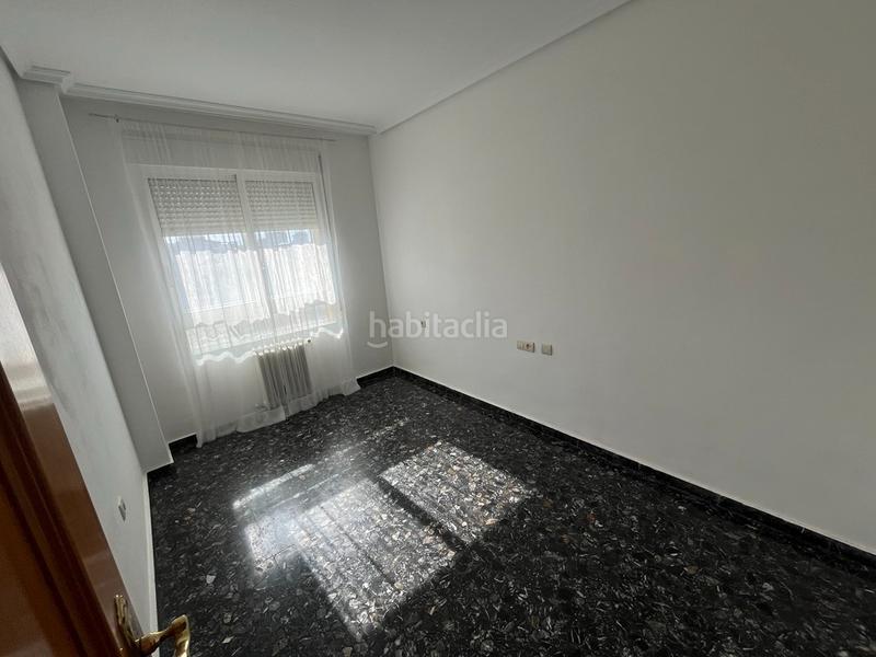 Foto 5a133bcc-284a-465d-a44a-ff61cb222757. Miete dachwohnung mit heizung parking in Carretas - Pajarita Albacete