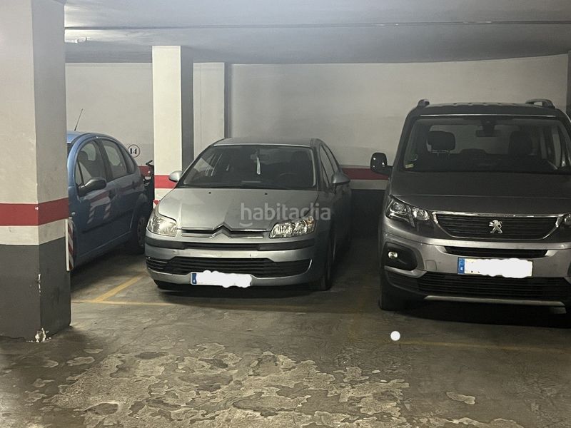 Foto d81db224-75e8-4789-9418-ca4c874df994. Aparcament cotxe a calle ángel 13 a Hospital Albacete