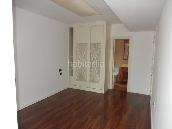 Foto 44f4feb2-9da1-4a53-9466-43c215a89789. Pis amb calefacció aparcament a Parque Sur Albacete