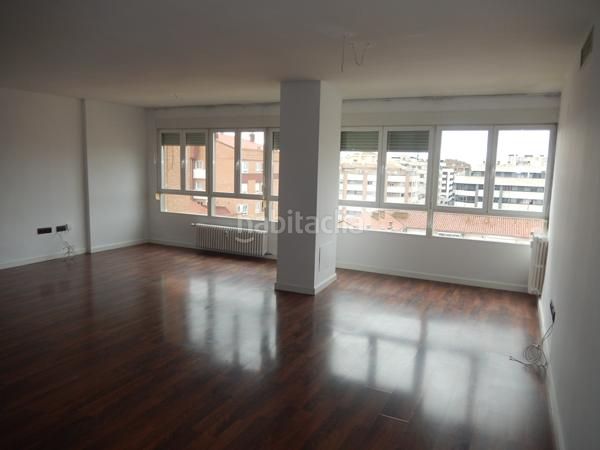 Foto da4c32b5-f492-418d-9371-ba2809e957dd. Pis amb calefacció aparcament a Parque Sur Albacete