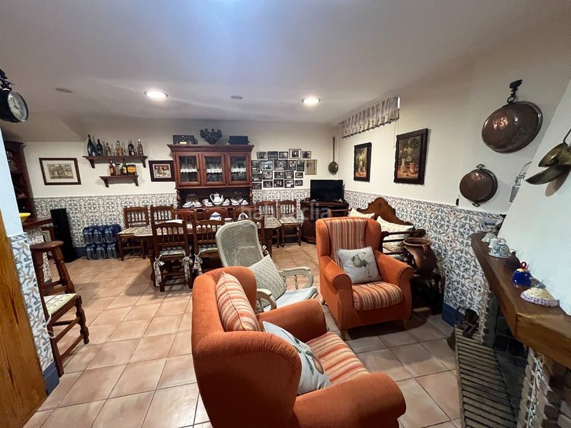 Foto ad7e3d8b-0c78-4f54-9a78-d9e650c080c6. Xalet amb xemeneia calefacció aparcament a Alto de los Molinos Albacete
