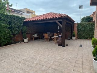 Chalet in Alto de los Molinos. Chalet alto de los molinos albacete.