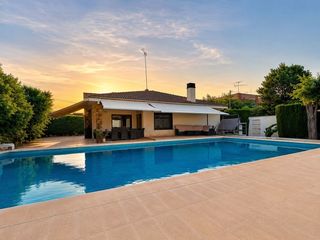 Chalet  Urbanización el plantío ii. Chalet en el plantio