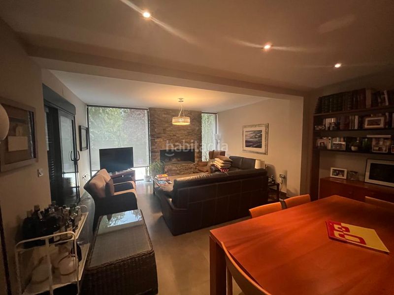 Foto 8480bdb1-62d8-4ca2-a836-cd59d53a252b. Xalet amb xemeneia calefacció aparcament piscina a Albacete