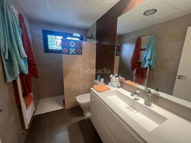 Foto b7a0a8d5-5fde-4175-8690-de740e85b332. Xalet amb xemeneia calefacció aparcament piscina a Albacete