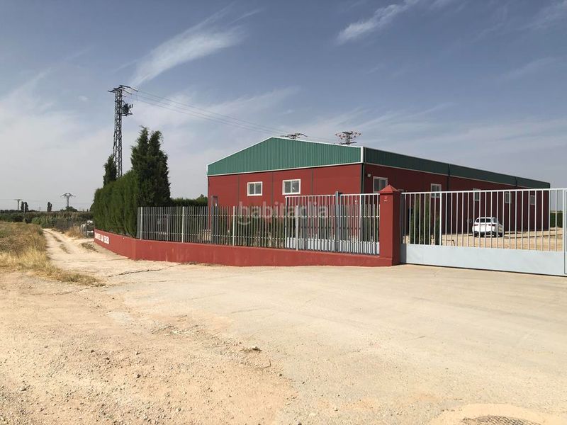 Foto aa0944a9-052e-40ed-a4e8-b21cae402c24. Bâtiment à usage industriel dans Chinchilla de Monte - Aragón