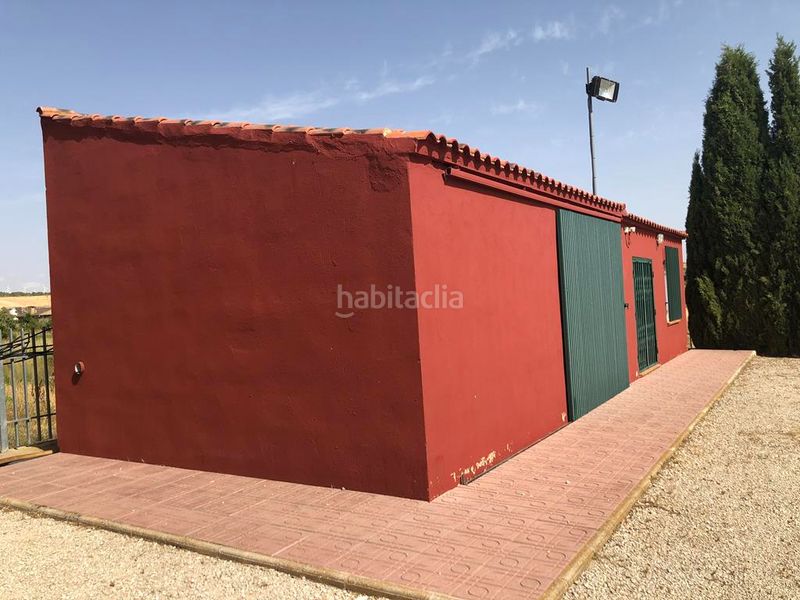 Foto faa8e02c-f963-4a02-891e-9895e6fd26ce. Bâtiment à usage industriel dans Chinchilla de Monte - Aragón