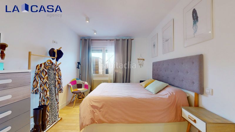 Foto a93f77b3-498b-42df-8df6-00aac93e9a91. Pis amb calefacció aparcament a Zurbaran Bilbao