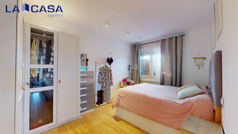 Foto c806fdcb-2f02-4c9e-be5c-d208bb432bed. Pis amb calefacció aparcament a Zurbaran Bilbao